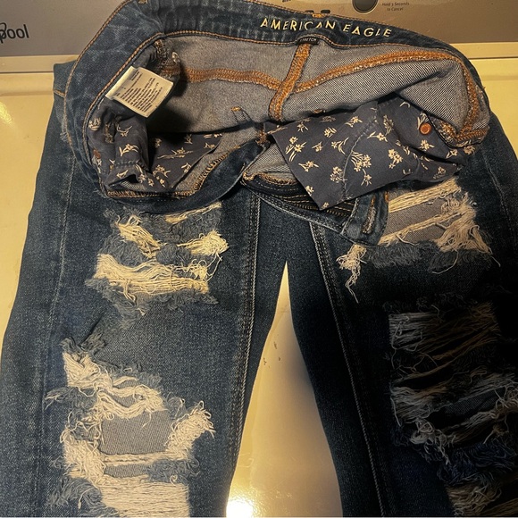 Distressed Blue Jeans - Picture 2 of 6